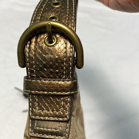 Coach Small Purse, gold brown with zipper great used condition - Picture 2 of 6